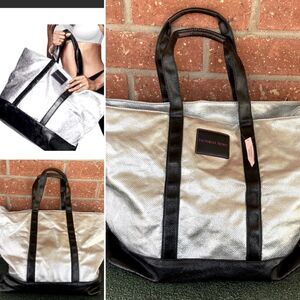 VICTORIA'S SECRET 2017 LIMITED EDITION METALLIC SILVER WEEKENDER TOTE